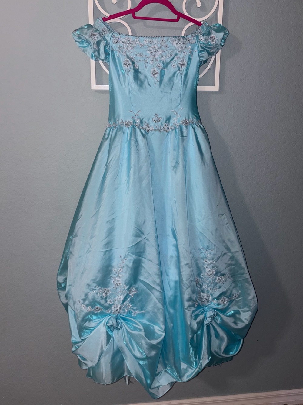 Vintage Mary's Bridal Cinderella inspired silhouette gown perfect Disney dress 👗